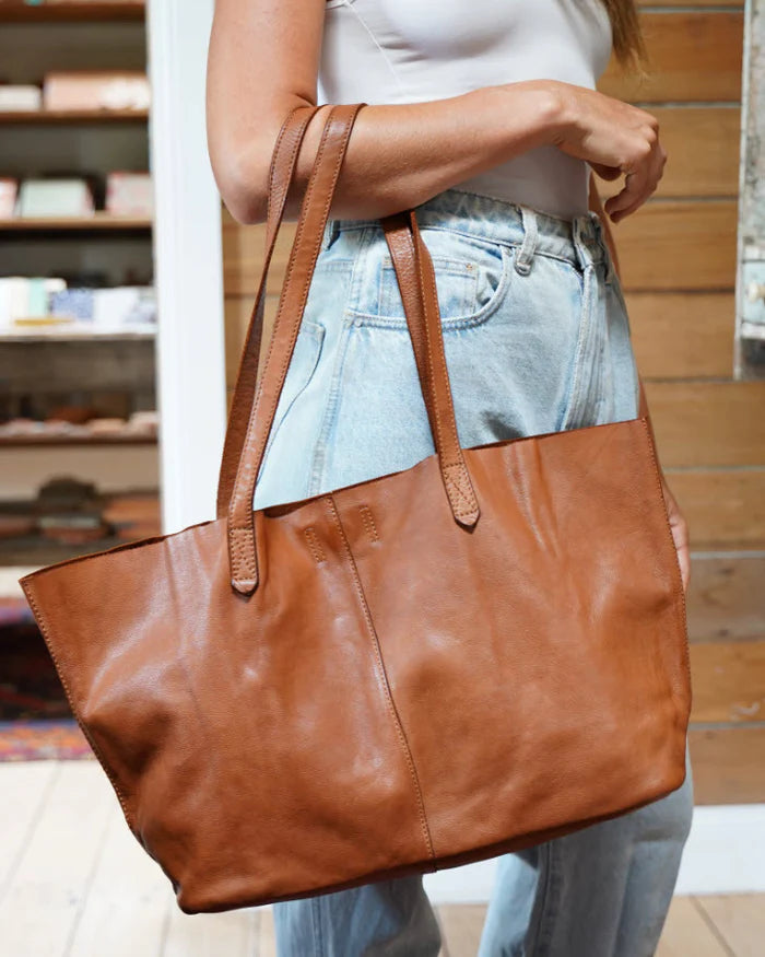 Beholder Leather Akasha Saddle Tan Tote Bag